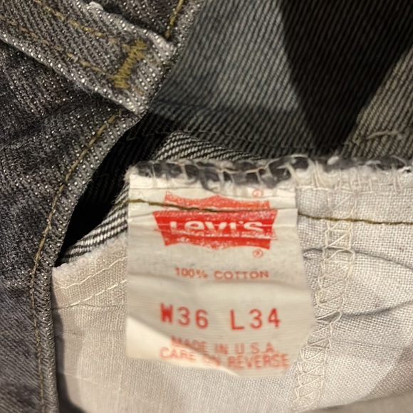 Levi’s Black 505 jeans-zipper fly. - Picture 5 of 9